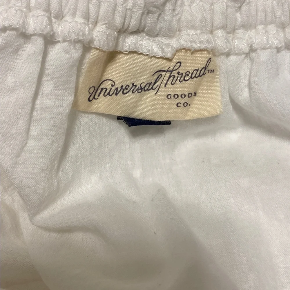Universal Thread White Ruffled Blouse - Picture 5 of 7